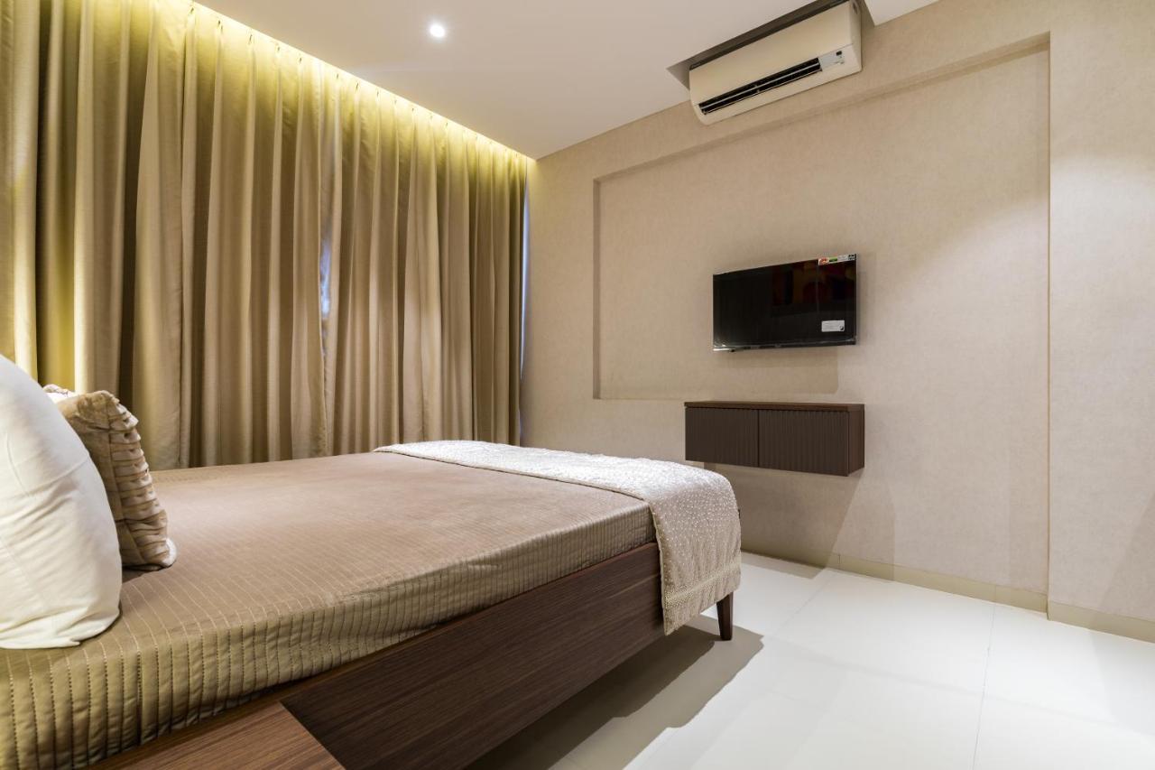 Ar Suites Jewels Royale - Koregaon Park Nx Pune Esterno foto